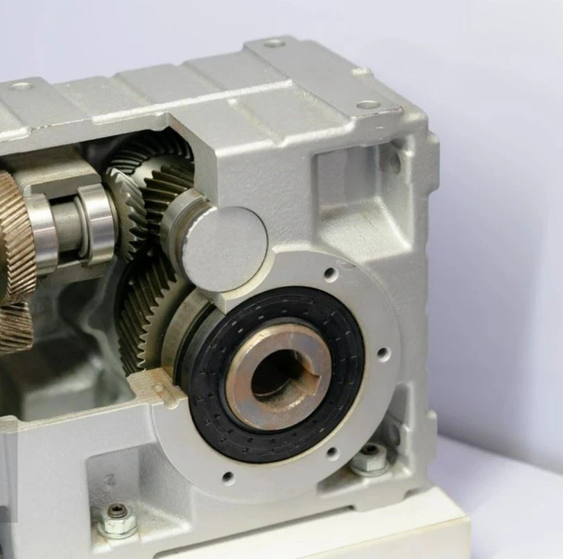 Pavarų dėžės metalinių dalių deburring technologijos tyrimas